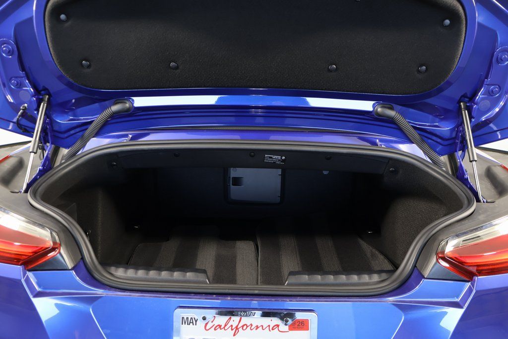 Thumbnail: 2025 BMW Z4 - 9