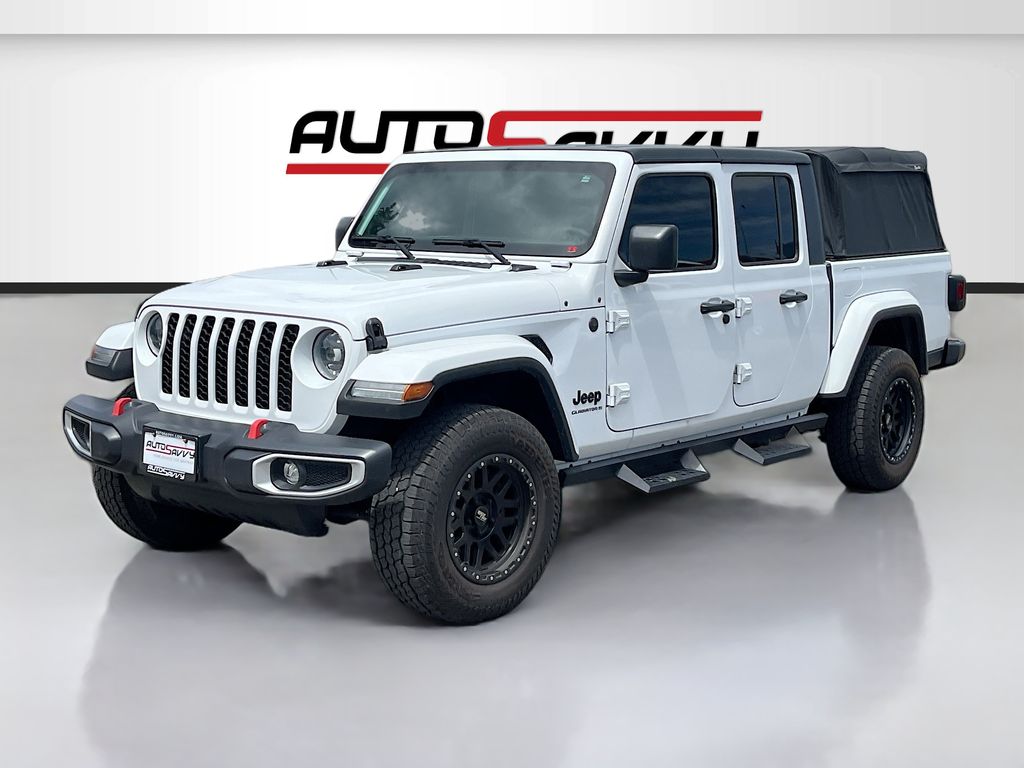 Used 2023 White Jeep Sport S image 3