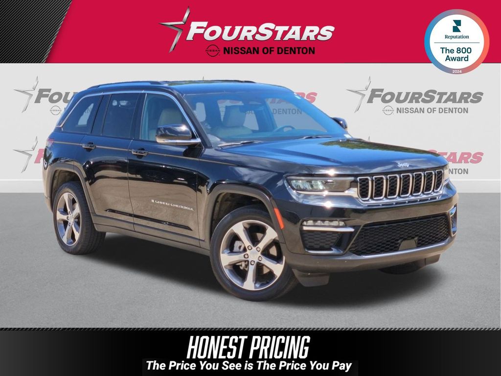Diamond Black Crystal Pearlcoat 2023 Jeep Grand Cherokee SUV / Crossover Four-Wheel Drive 8-Speed Automatic