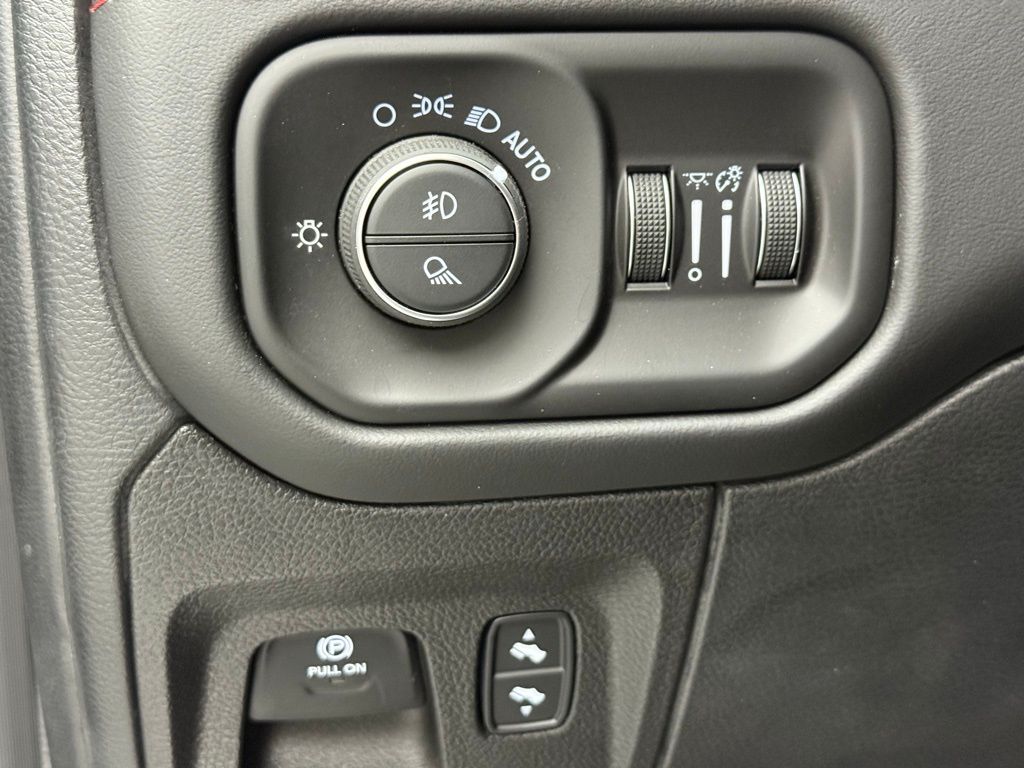 Thumbnail: 2021 RAM 1500 - 24