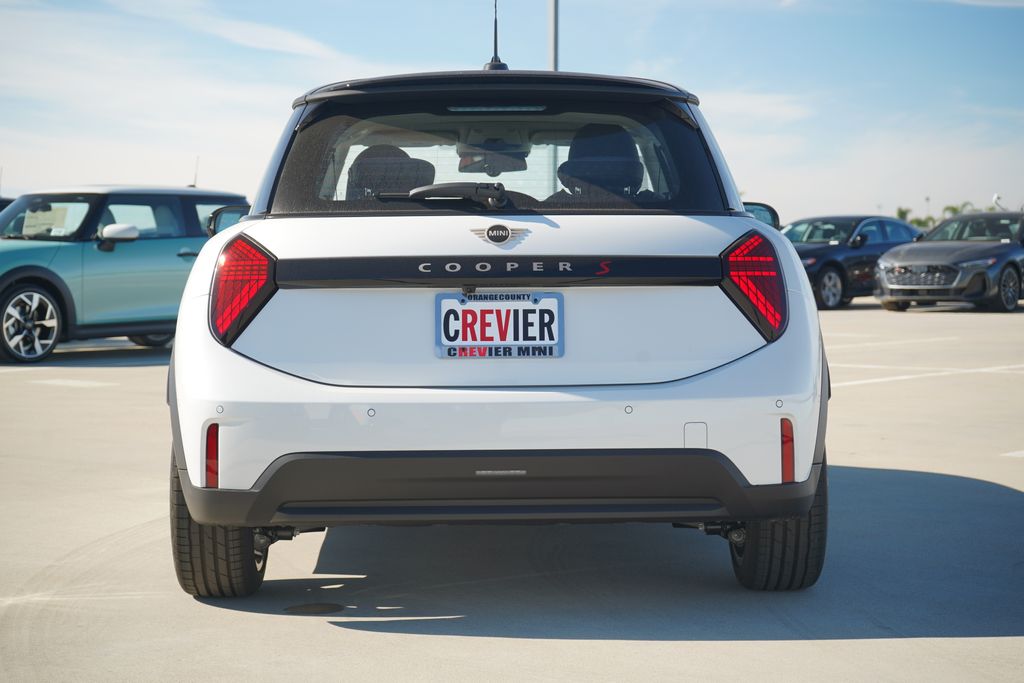 Thumbnail: 2026 MINI Cooper - 4