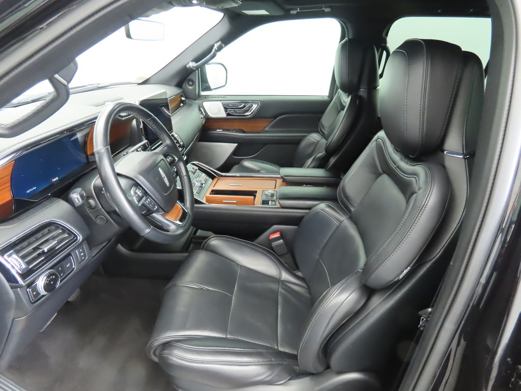 Thumbnail: 2019 Lincoln Navigator - 20