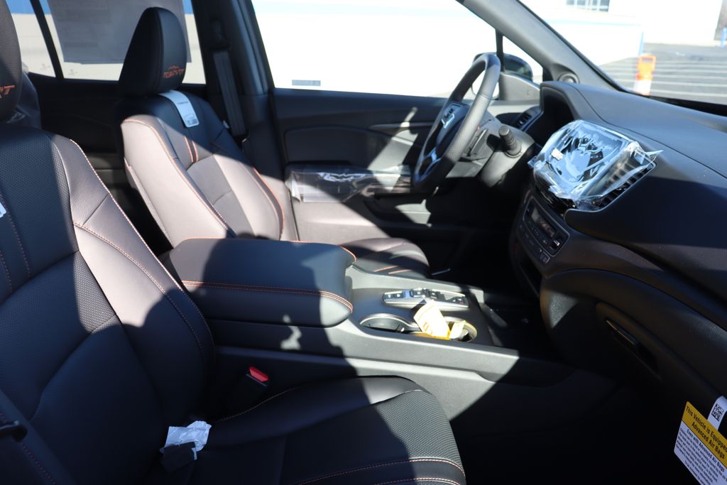 2025 Honda Ridgeline TrailSport 19