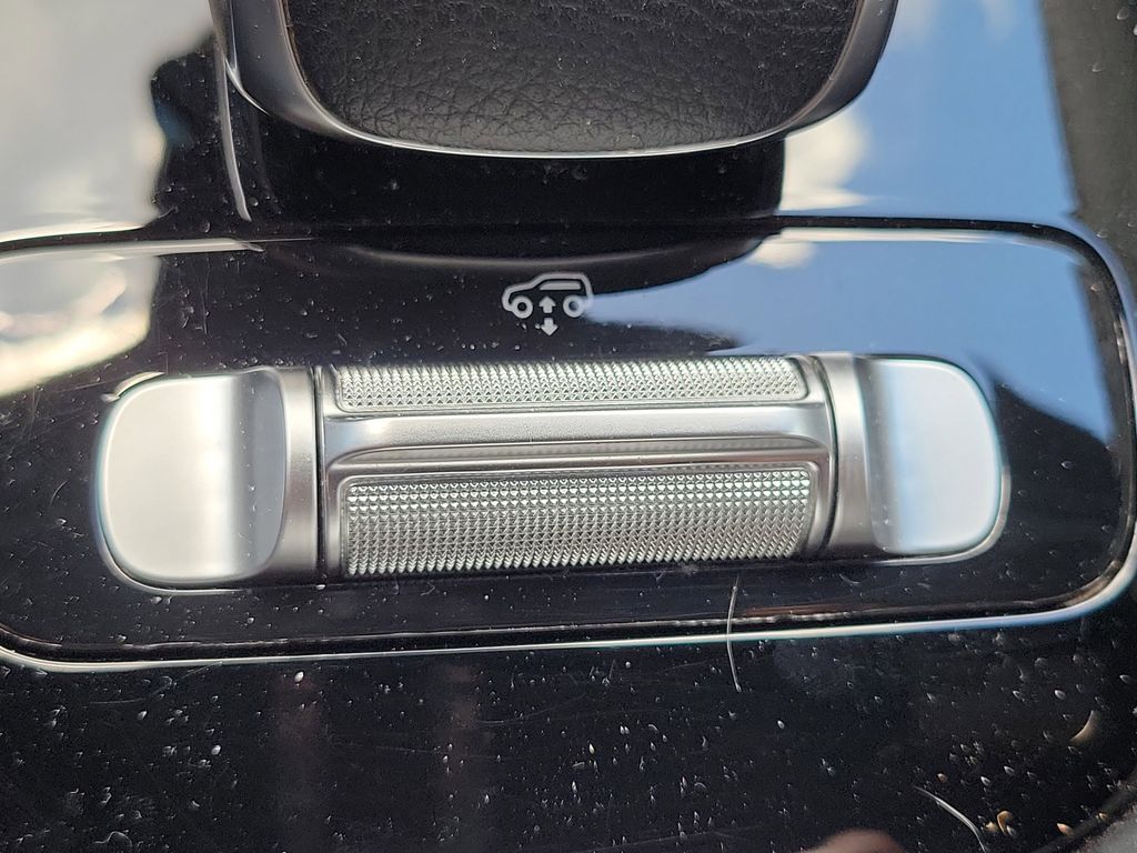 used 2020 Mercedes-Benz GLE car, priced at $44,998