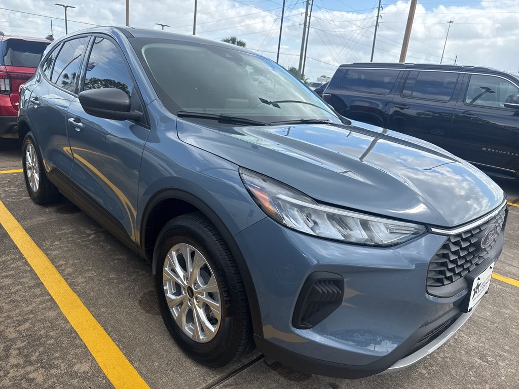 Vapor Blue 2026 Ford Escape Active AWD SUV / Crossover All-Wheel Drive 8-Speed Automatic Overdrive