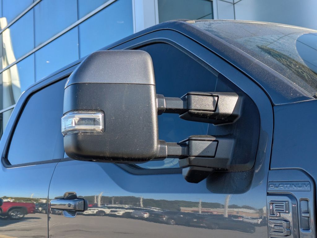 2026 Ford F-350 Super Duty Platinum