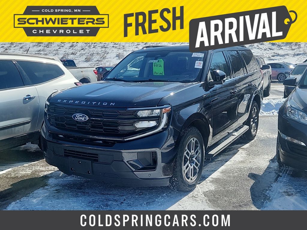 2025 Ford Expedition Active 4WD