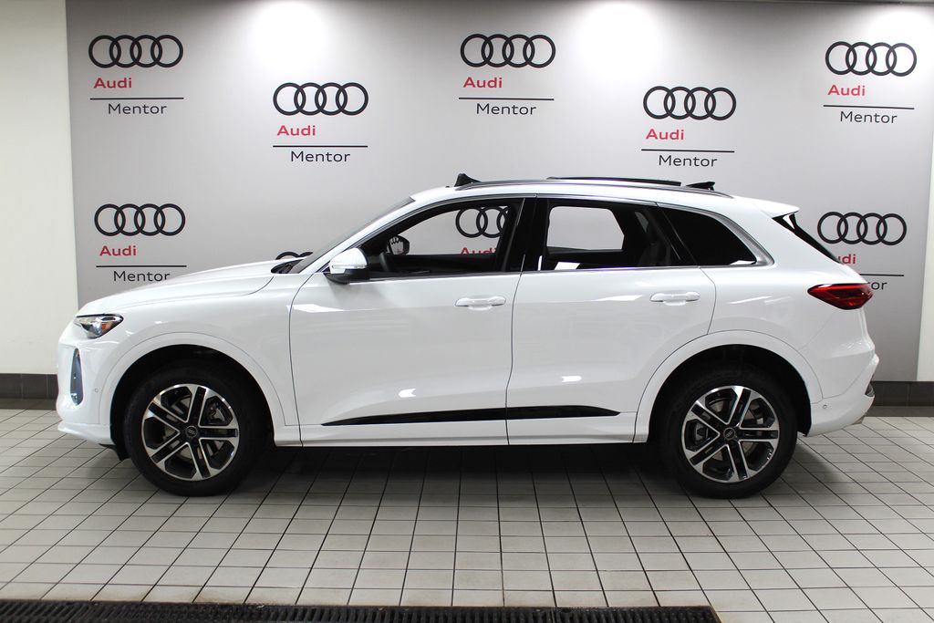 Thumbnail: 2025 Audi Q5 - 2
