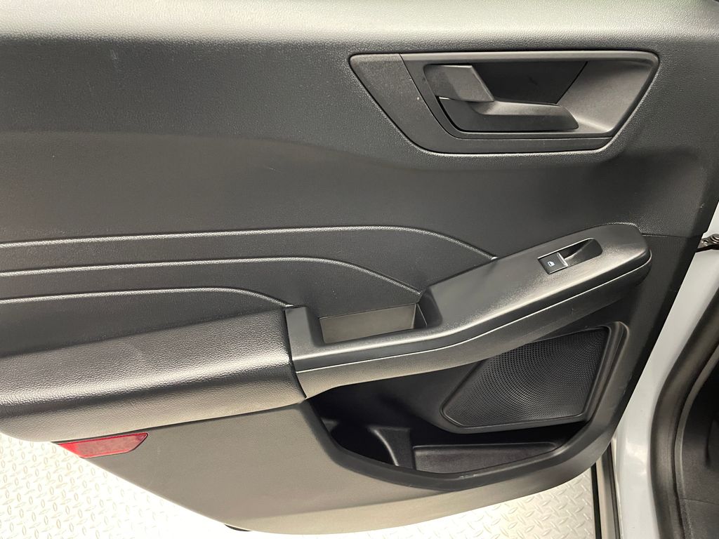 Thumbnail: 2025 Ford Escape - 31