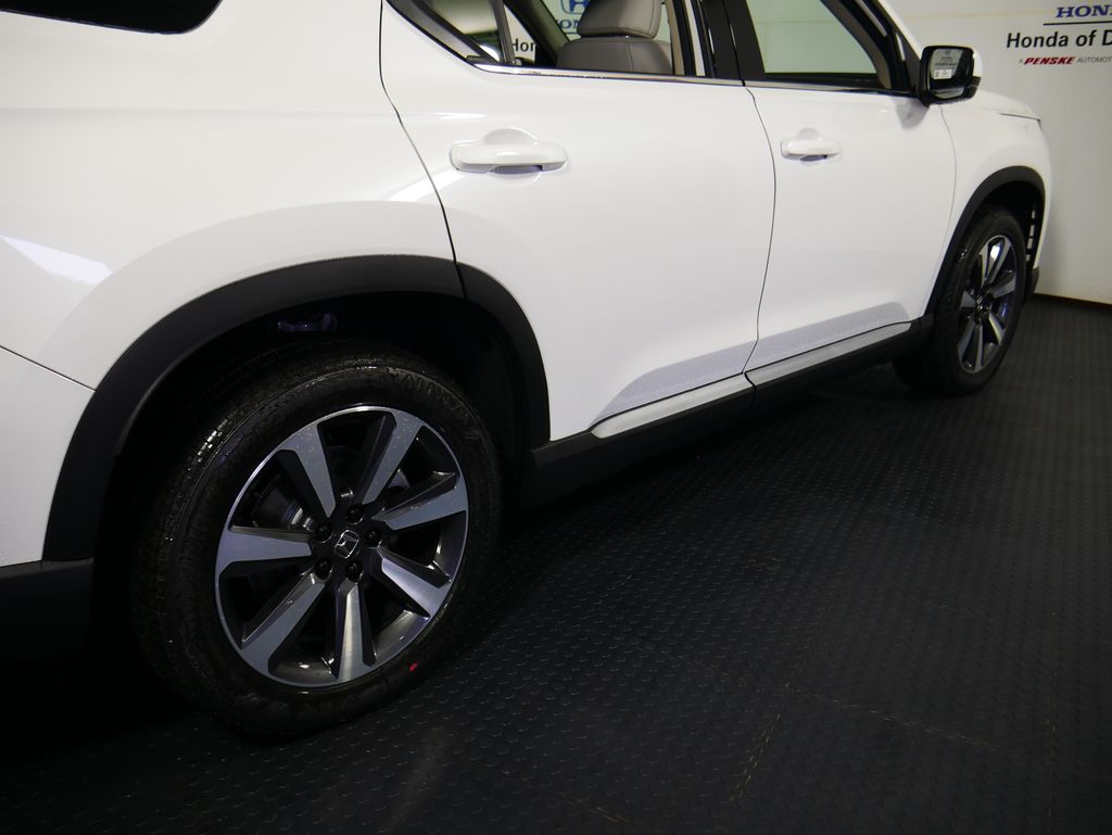 Thumbnail: 2026 Honda Pilot - 4