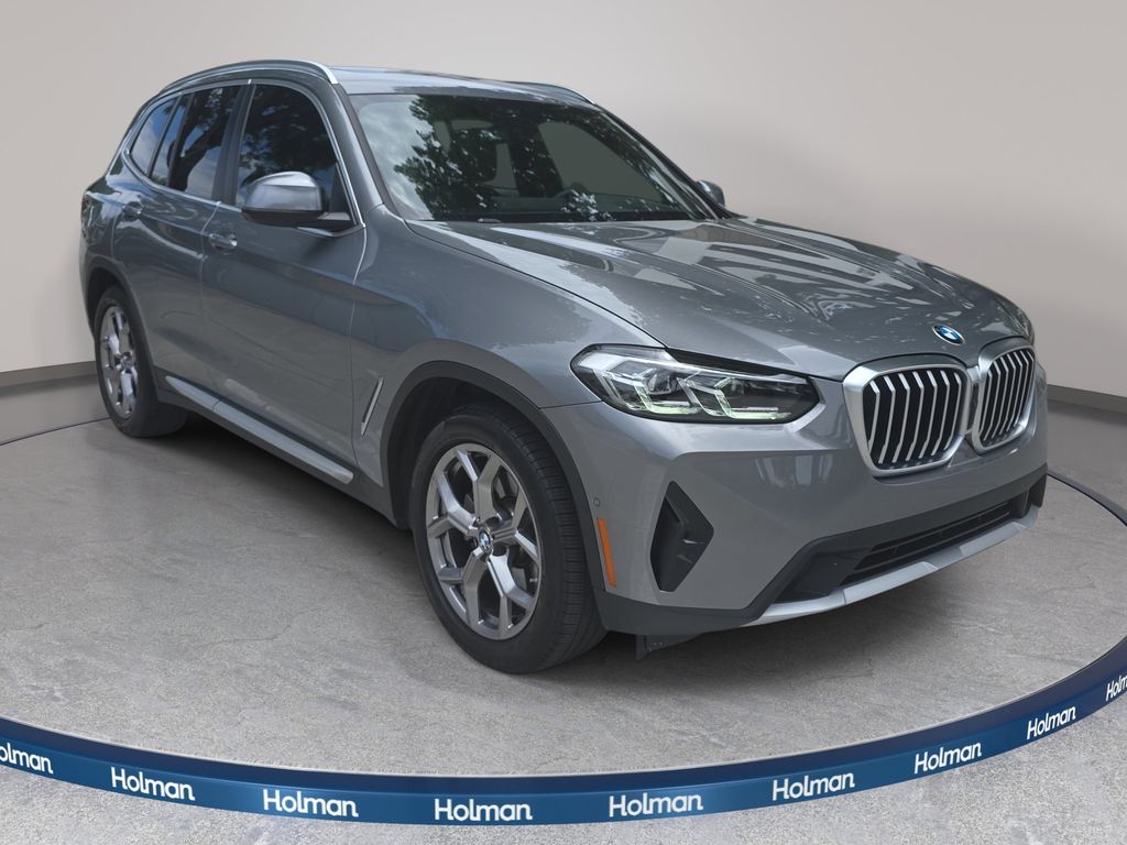 Used 2023 Gray BMW sDrive30i image 5