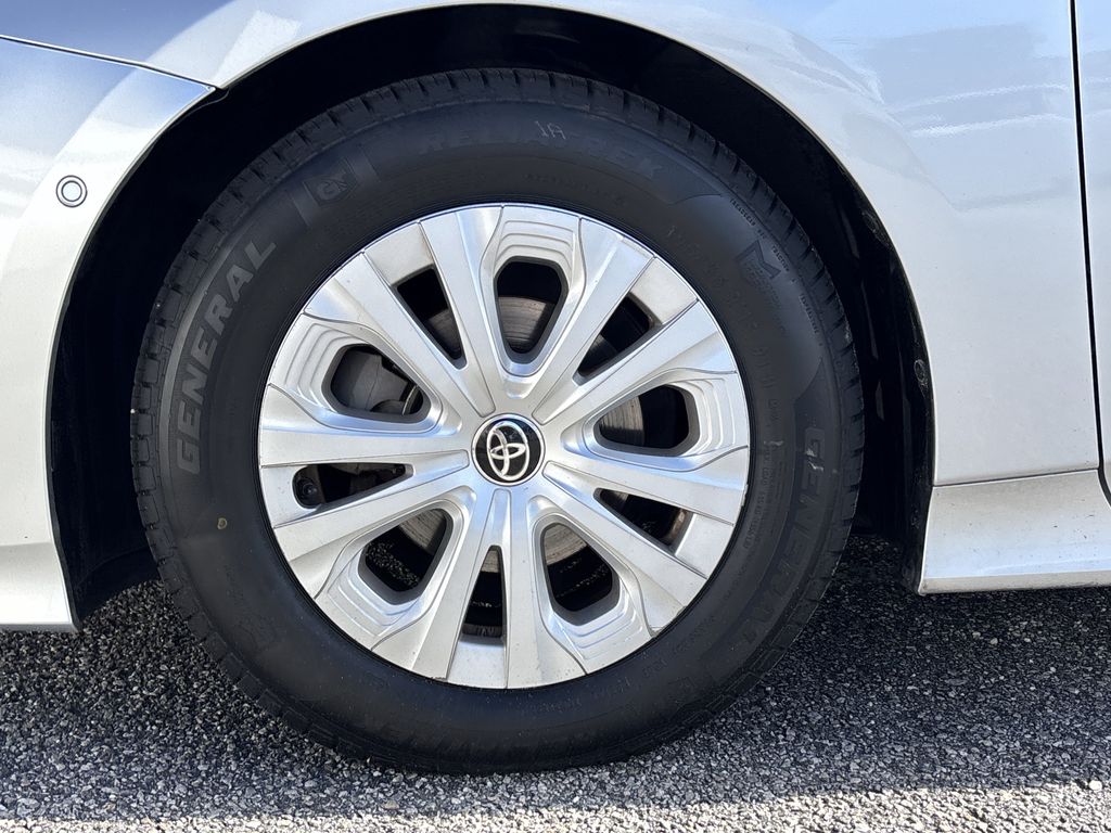 Used 2021 Toyota Prius Hatchback
