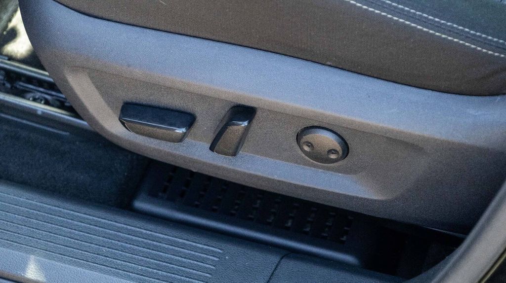 Used 2023 Nissan Rogue SV 4D Sport Utility