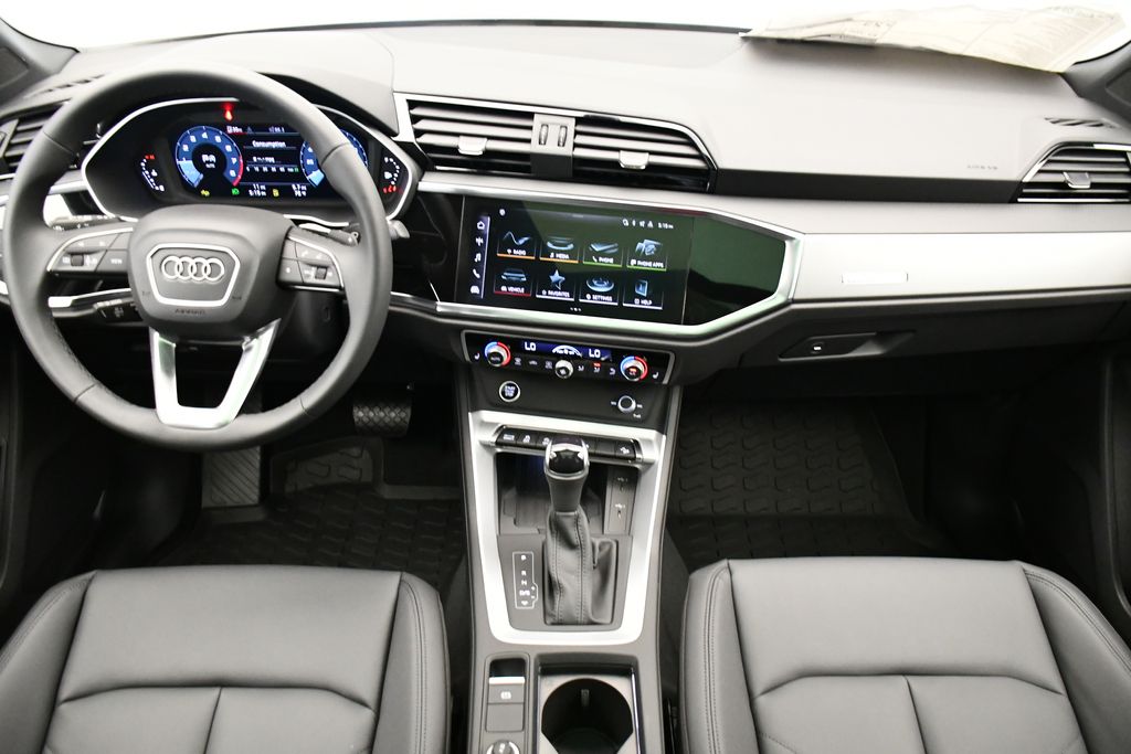 Thumbnail: 2025 Audi Q3 - 20