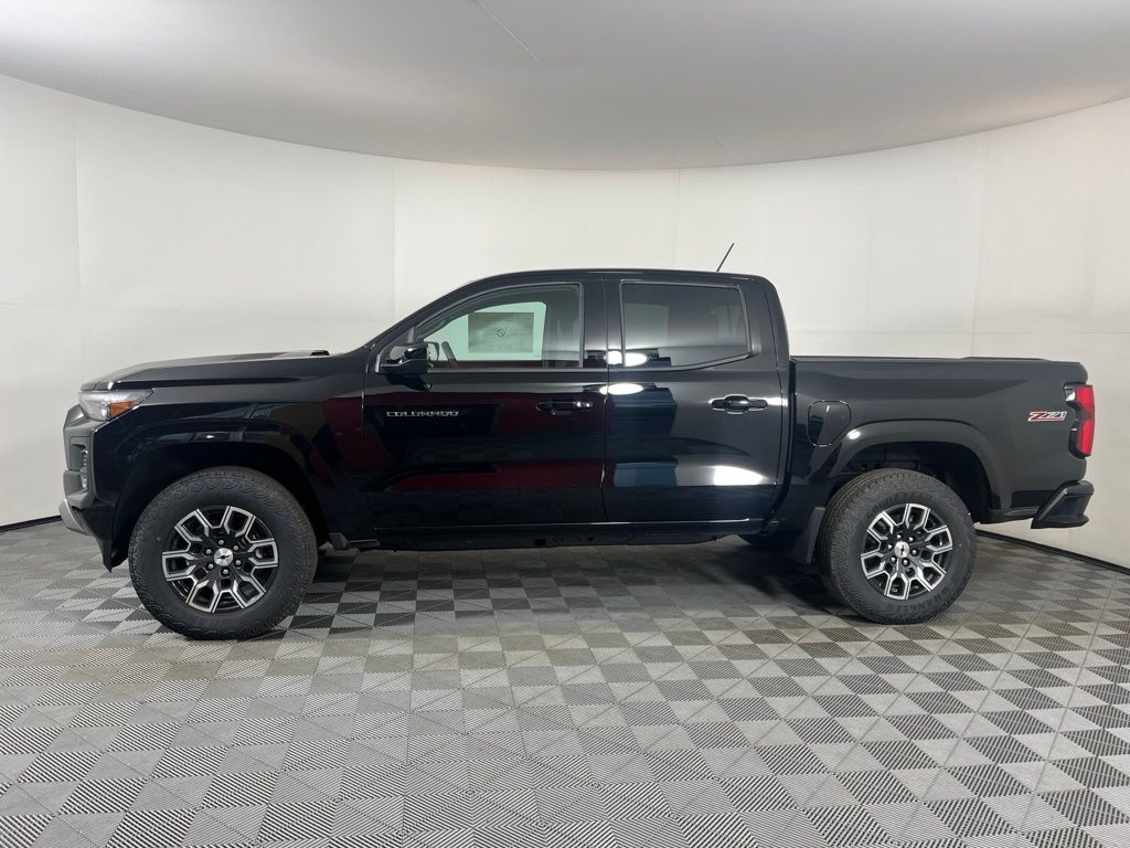 Thumbnail: 2026 Chevrolet Colorado - 2