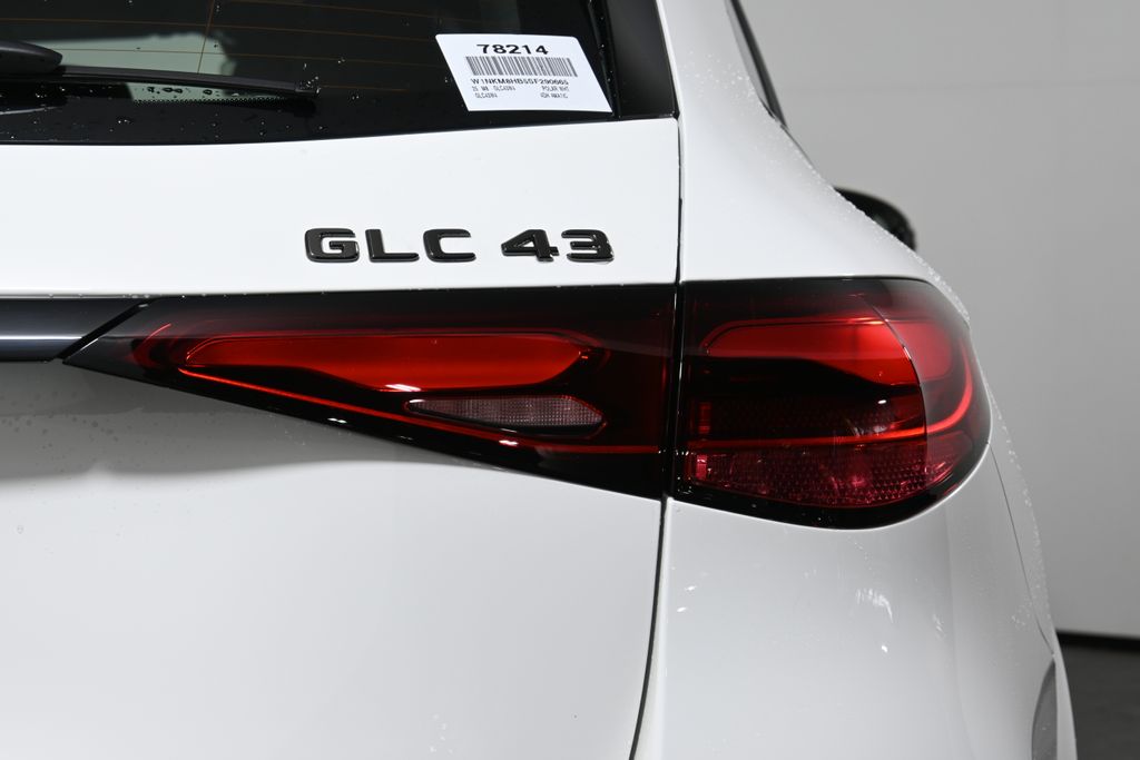 2025 Mercedes-Benz GLC 43 AMG 12