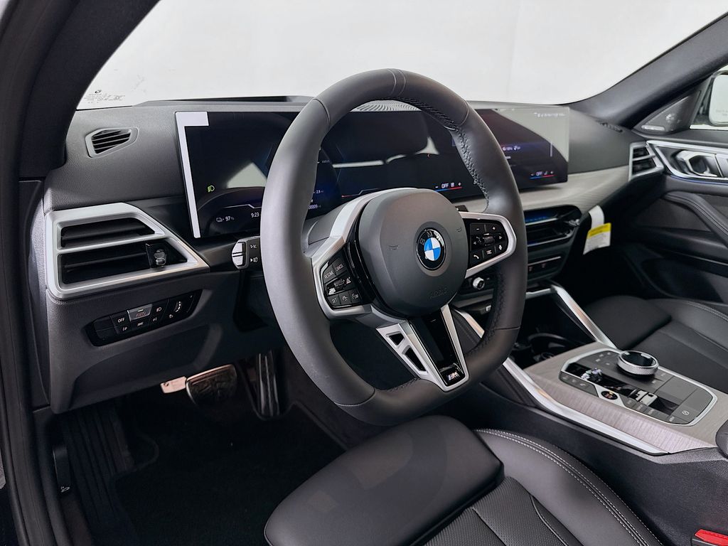 Thumbnail: 2026 BMW i4 - 9