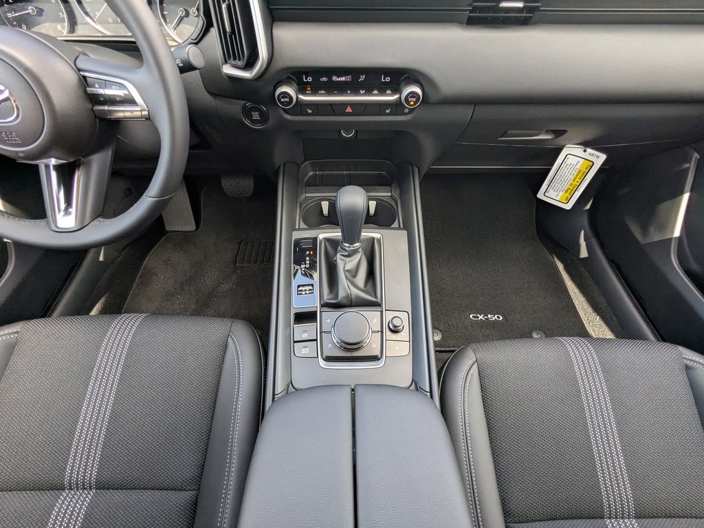 2025 Mazda CX-50 2.5 S Preferred Package