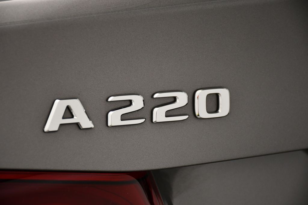 Thumbnail: 2022 Mercedes-Benz A-Class - 9