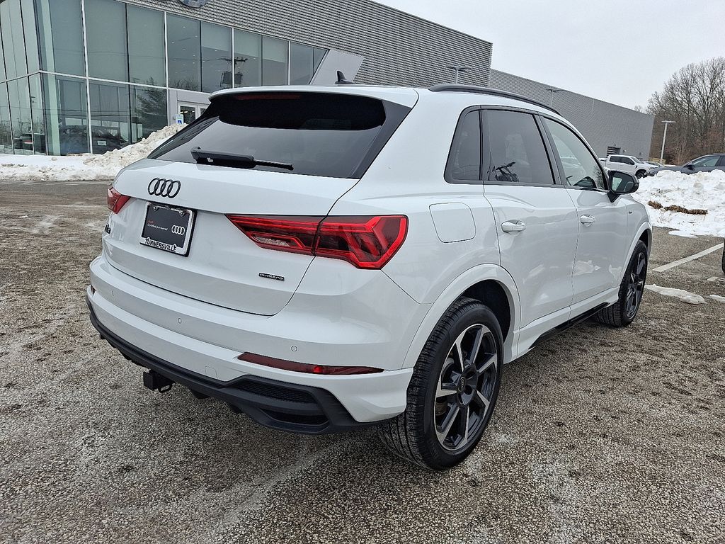 Thumbnail: 2025 Audi Q3 - 6