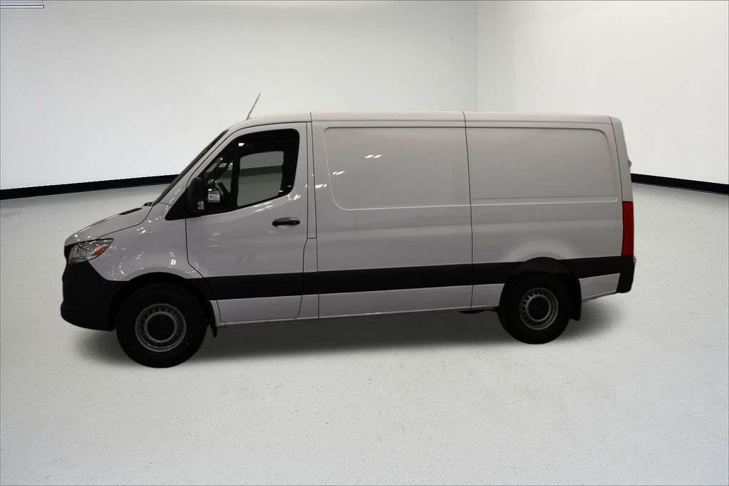 Thumbnail: 2026 Mercedes-Benz Sprinter - 2