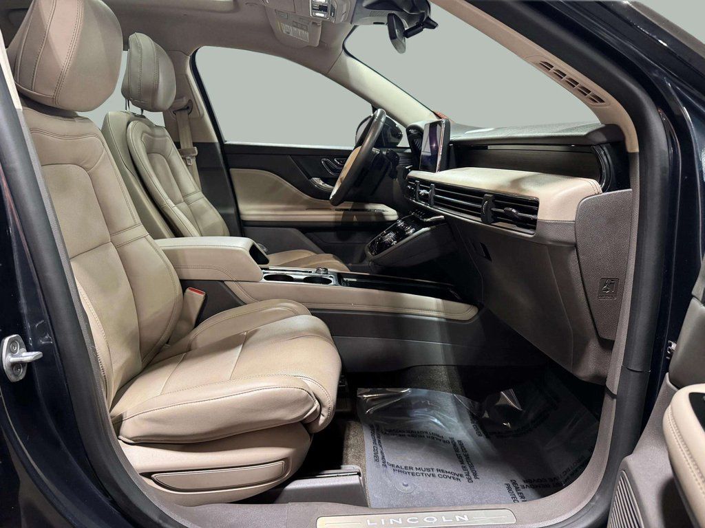 Certified Used 2022 Flight Blue Metallic Clearcoat Lincoln Grand Touring image 26