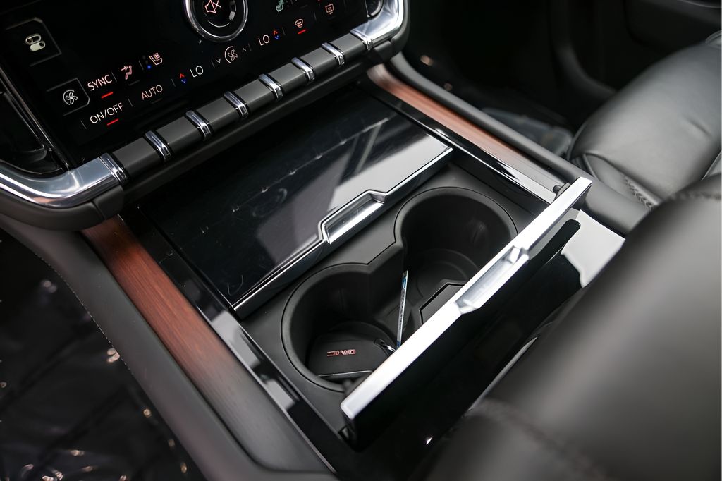 Used Car 2025 Gmc Yukon  Denali For Sale Under $80,000 In Austin, Texas