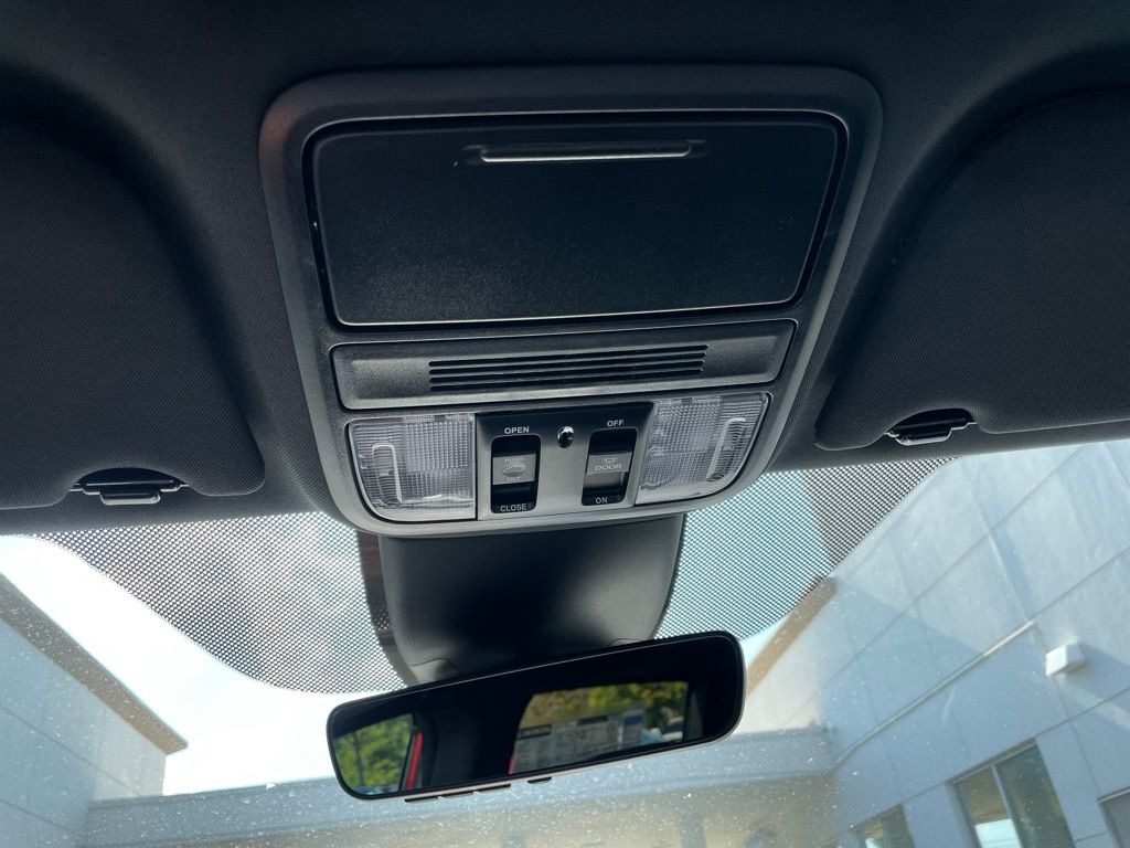 Thumbnail: 2026 Honda Odyssey - 16