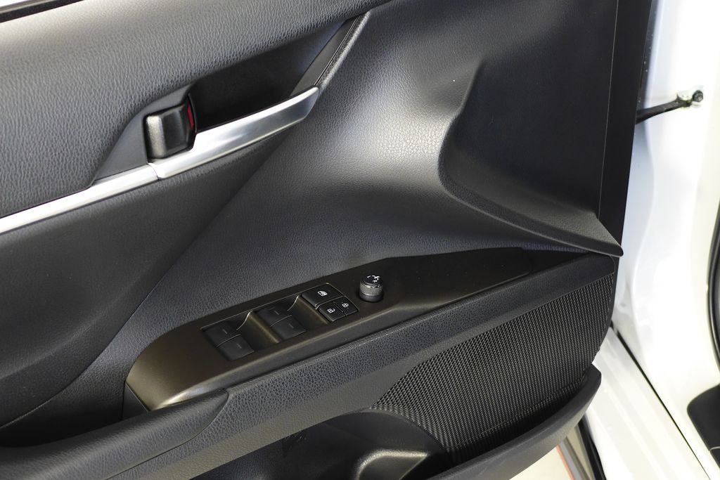 Thumbnail: 2021 Toyota Camry - 12