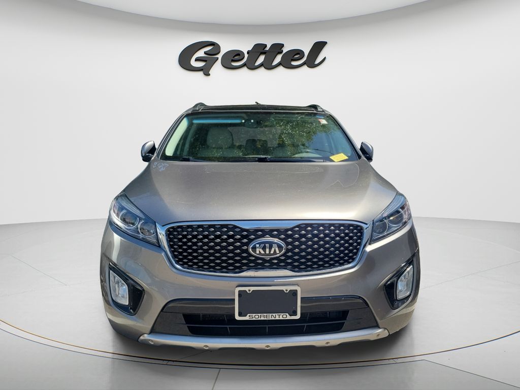 Used 2016 Silver Kia SX image 2