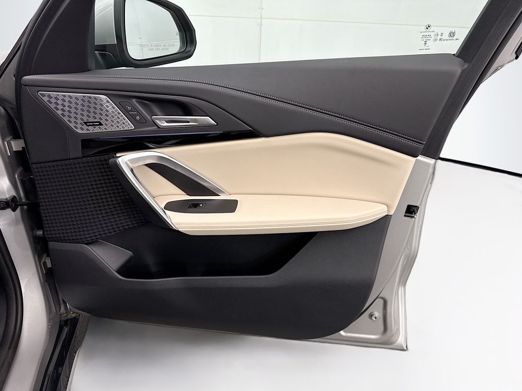 Thumbnail: 2025 BMW X1 - 23