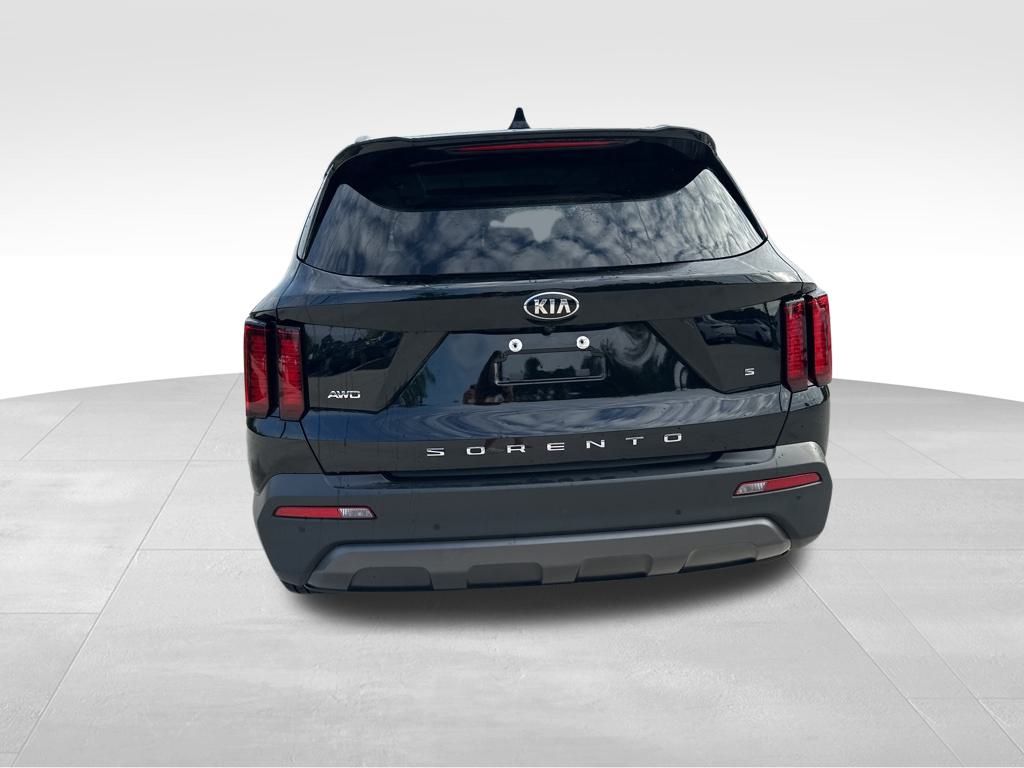 2021 Kia Sorento S 7