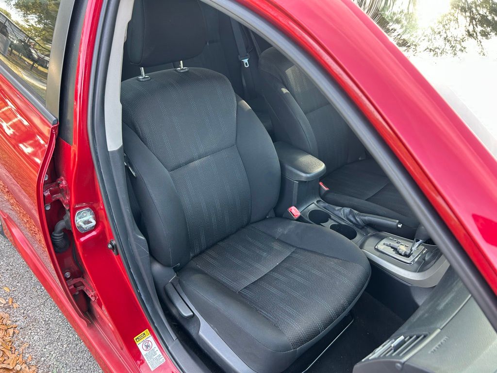 Thumbnail: 2011 Toyota Corolla - 15