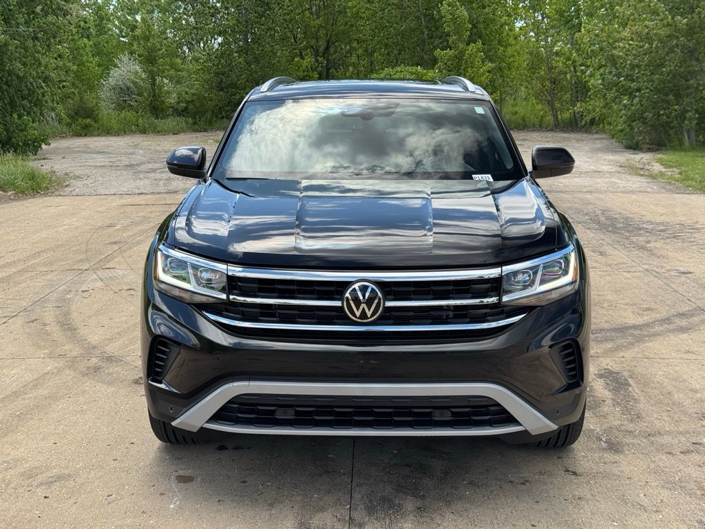 2022 Volkswagen Atlas Cross Sport 3.6L V6 SE w/Technology photo