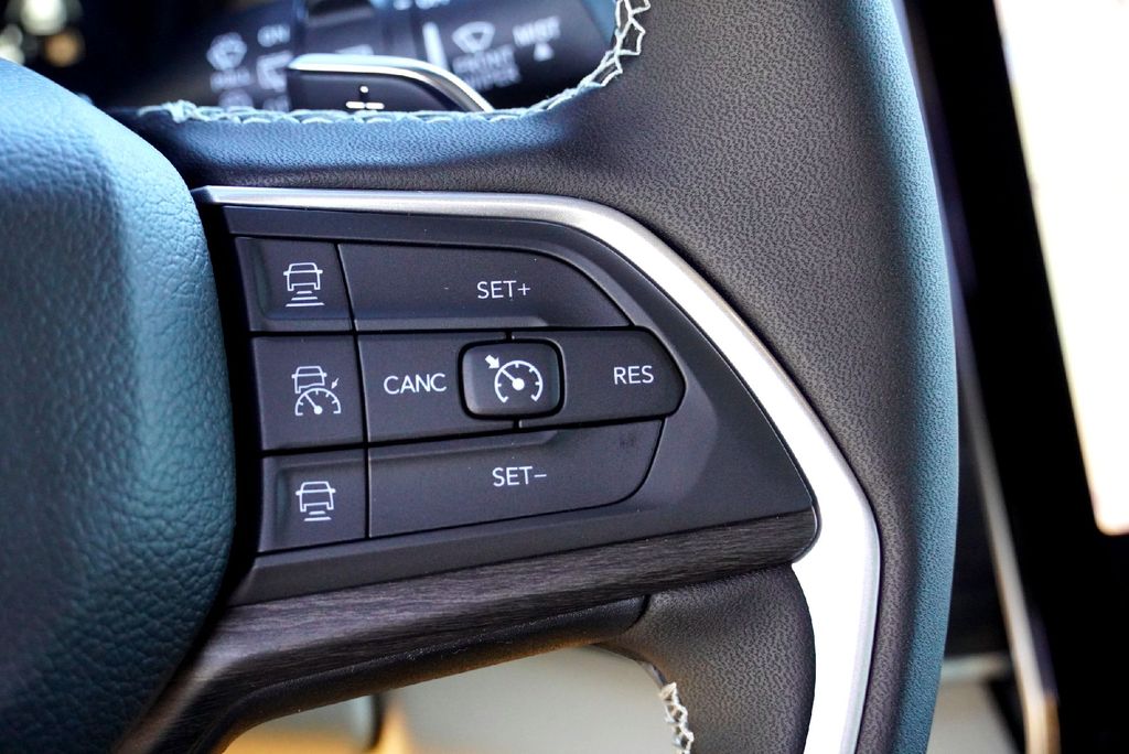 New Car 2025 Jeep Grand Cherokee  Limited For Sale Under $40,000 In Taylor, Texas