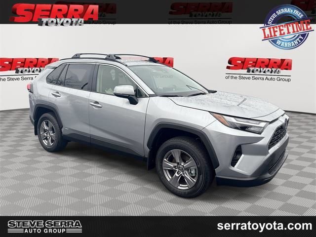 2025 Toyota RAV4 Hybrid XLE AWD
