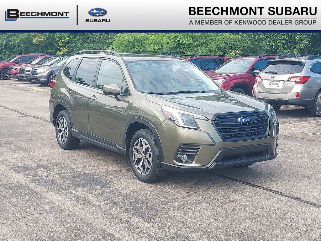  2023 Subaru Forester Premium Crossover AWD   