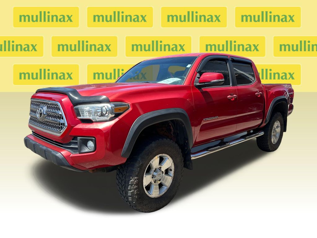 Used 2016  Toyota  image 4