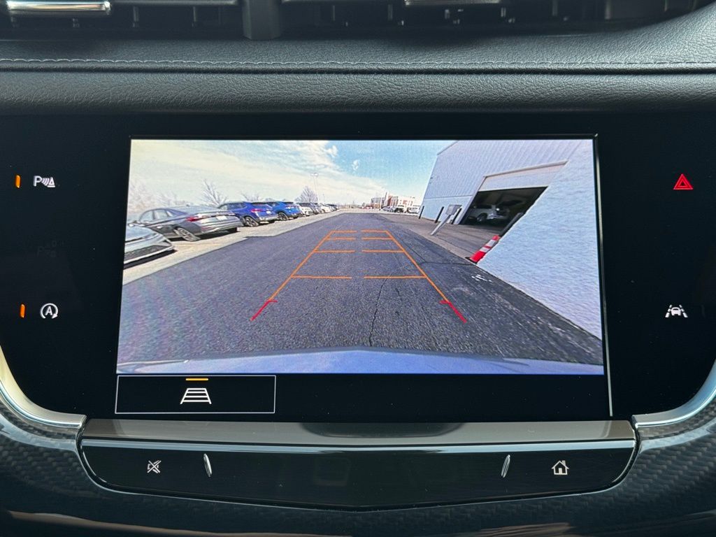 2024 Cadillac XT6 Sport photo