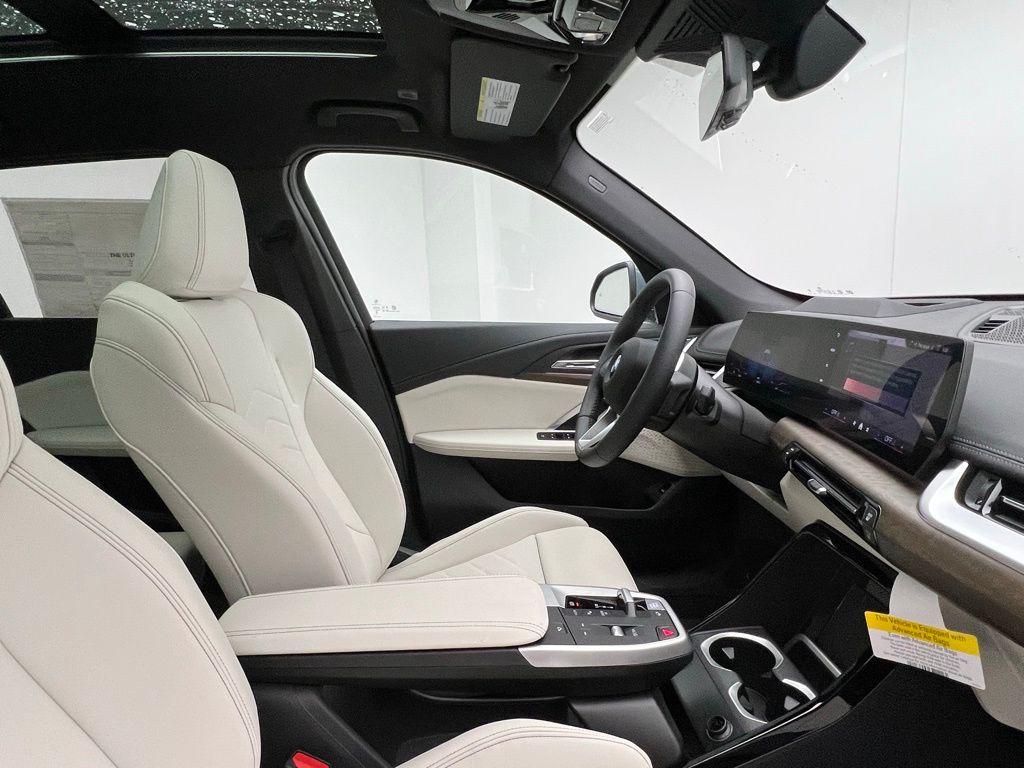 Thumbnail: 2026 BMW X1 - 8