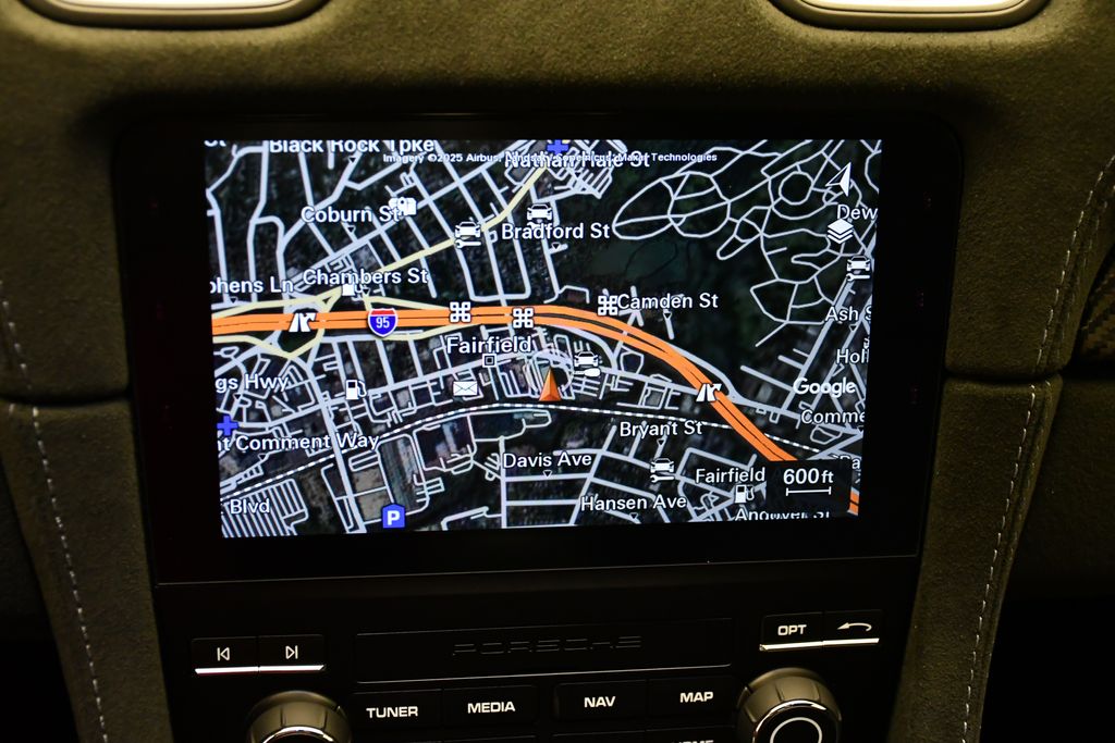 Thumbnail: 2025 Porsche  - 25