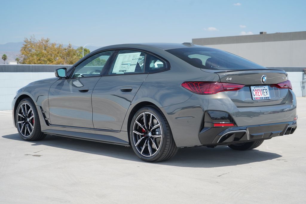 Thumbnail: 2026 BMW i4 - 7