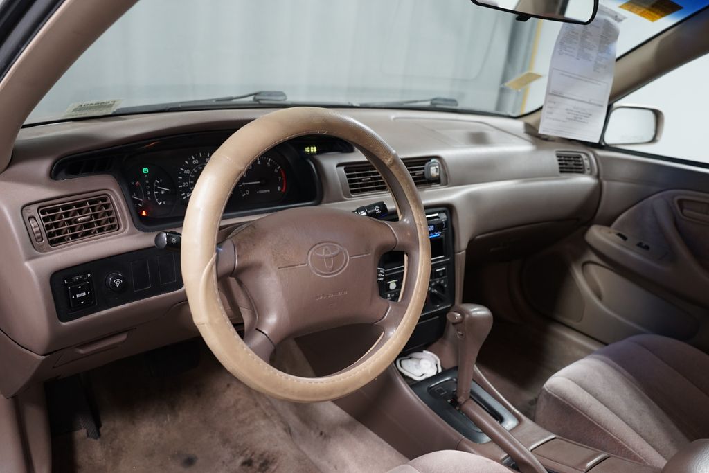 Thumbnail: 1997 Toyota Camry - 7