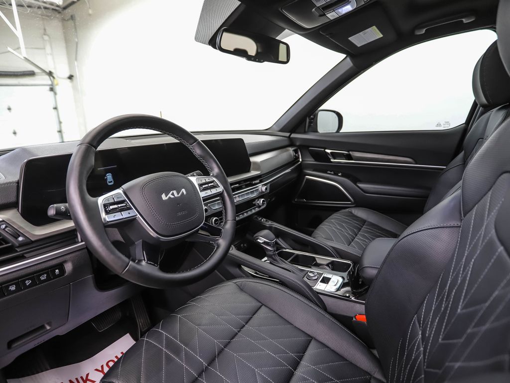 Thumbnail: 2023 Kia Telluride - 10
