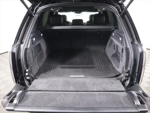 Thumbnail: 2026 Land Rover Range Rover - 30