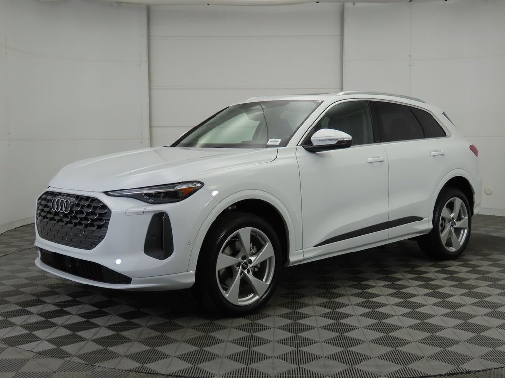 Thumbnail: 2025 Audi Q5 - 1