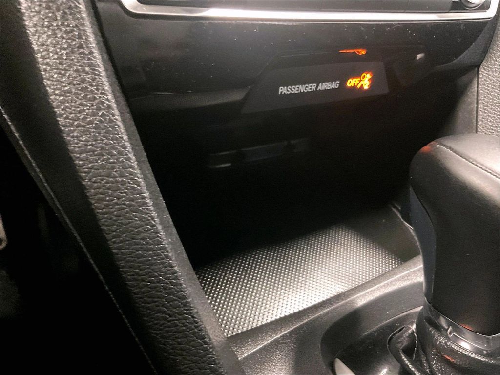 2019 Honda Civic — photo 26