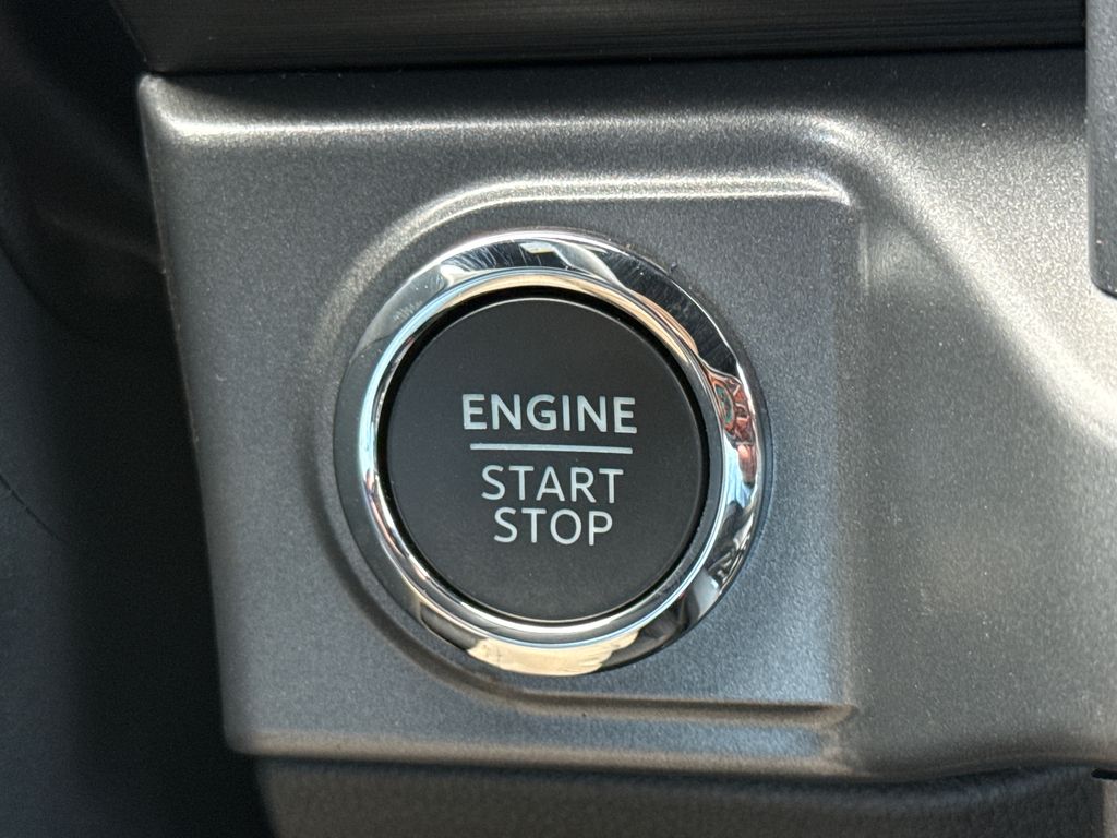New 2026 Black Ford XLT image 23