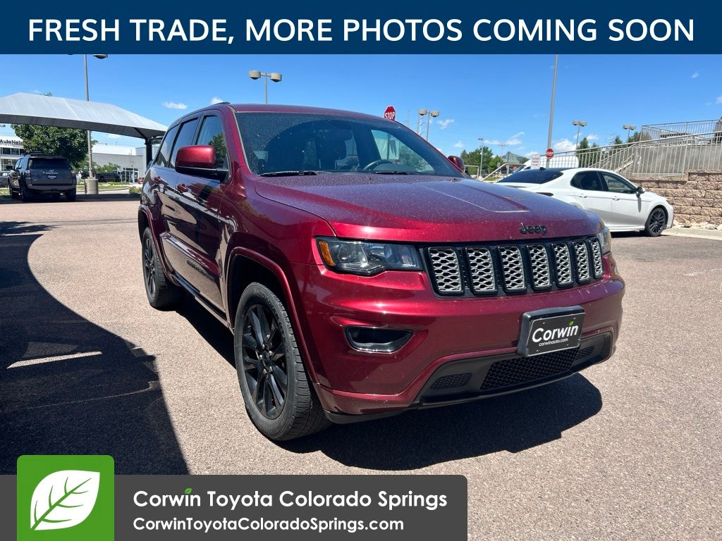 Velvet Red Pearlcoat 2018 Jeep Grand Cherokee SUV / Crossover Four-Wheel Drive 8-Speed Automatic