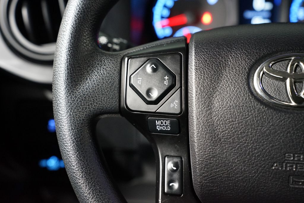 Thumbnail: 2022 Toyota Tacoma - 14